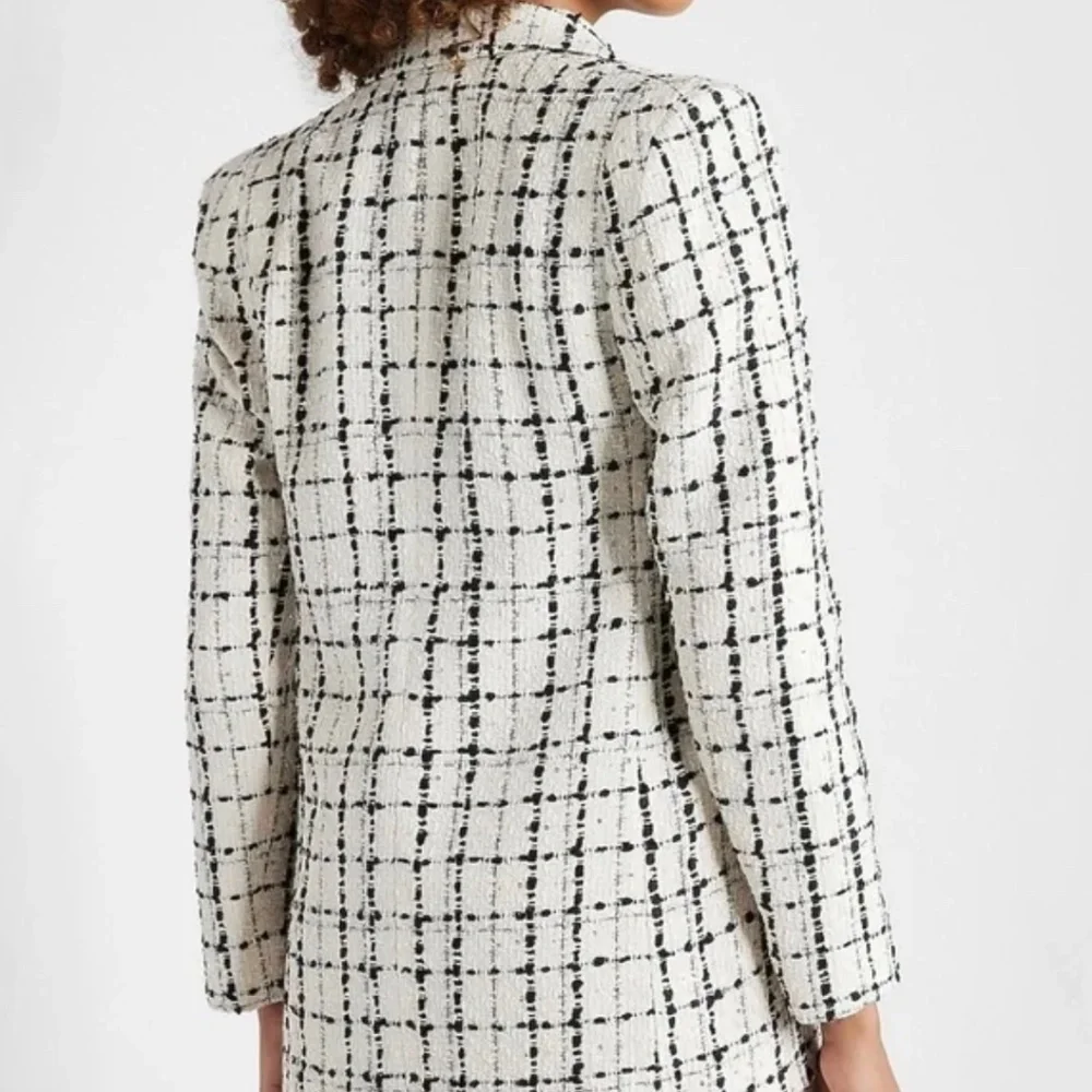 EXPRESS Plaid Tweed Boyfriend Blazer & High Waisted Button Mini Skirt Suit Set 6 - Picture 4 of 5